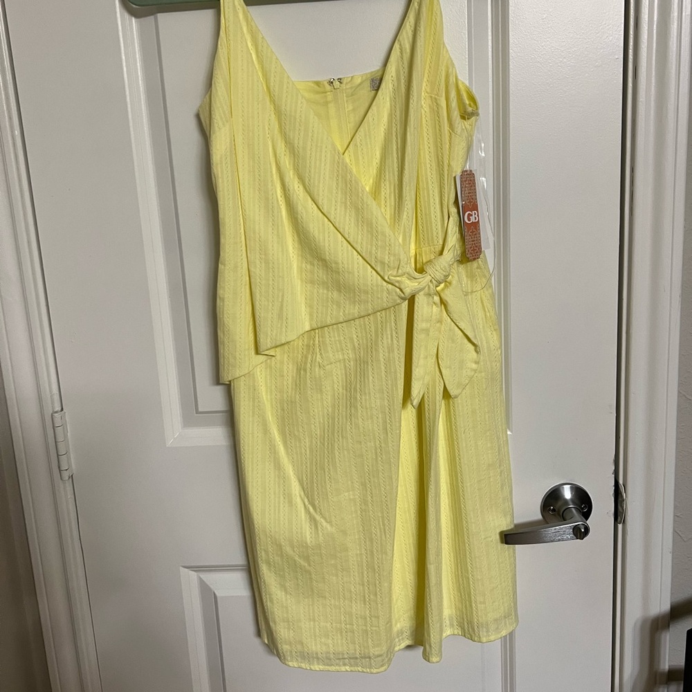 Yellow GB dress!